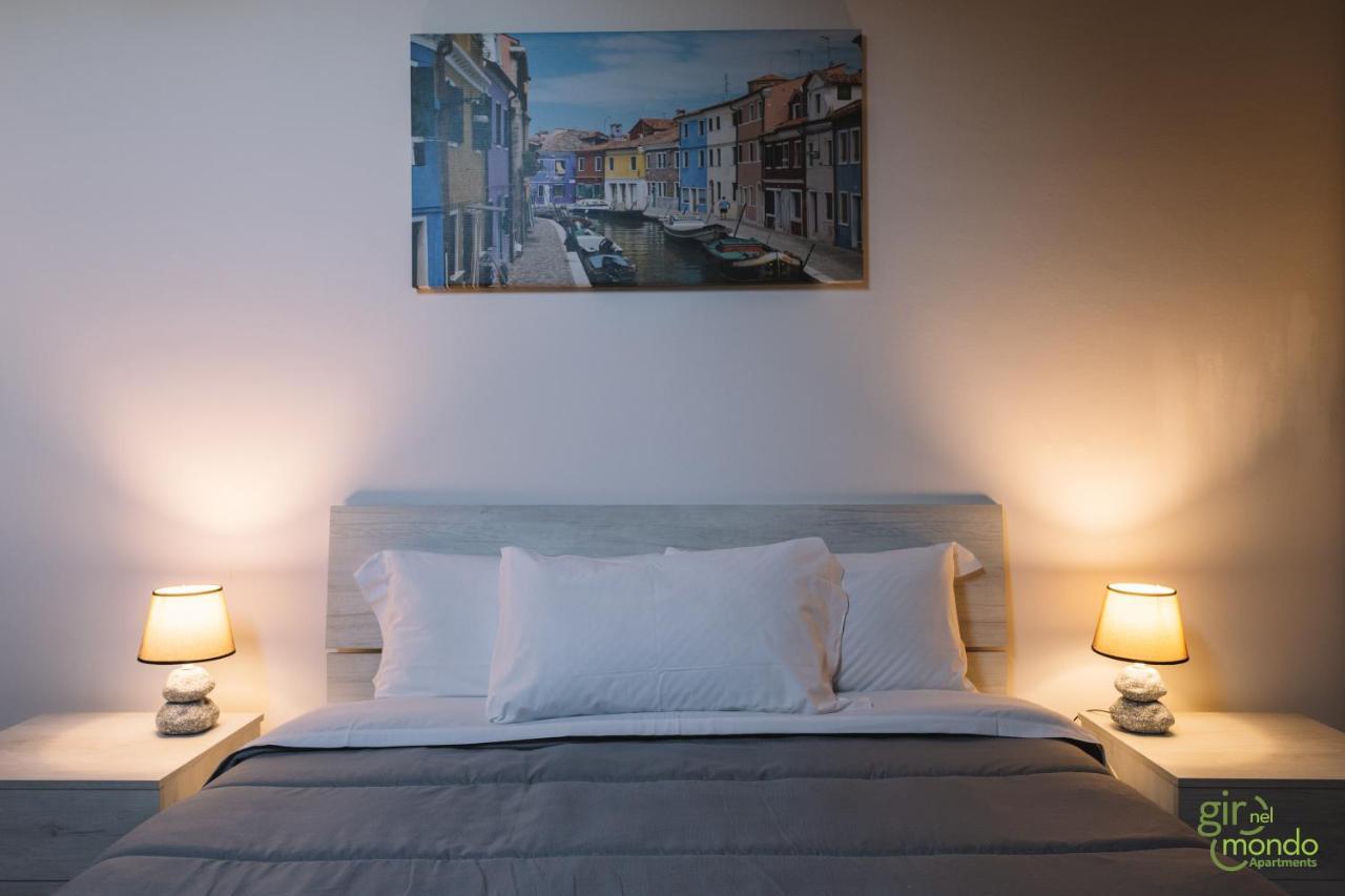 Giro nel mondo Apartments Catania Esterno foto